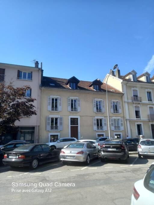 Appart Neuf Pour 6 Personnes Vizille Exterior foto
